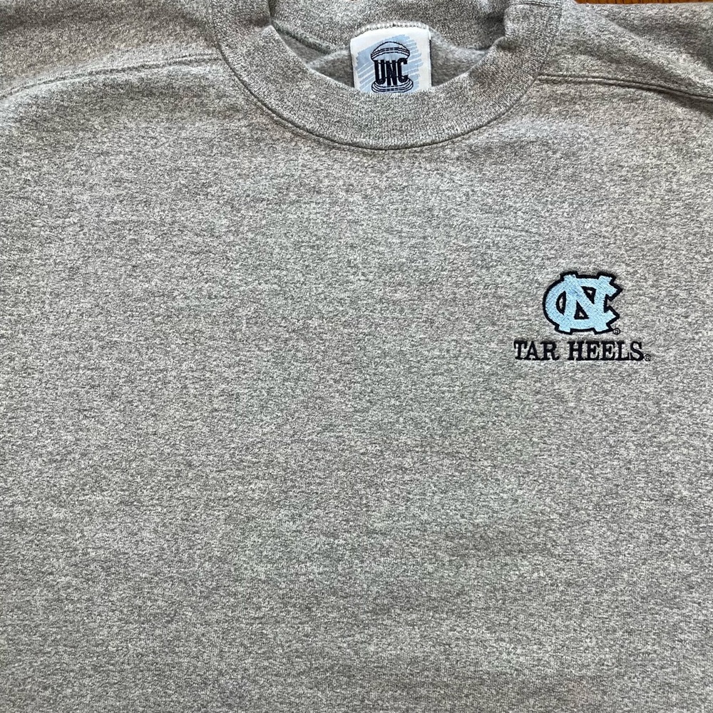 UNC Tarheels Gray Sweatshirt